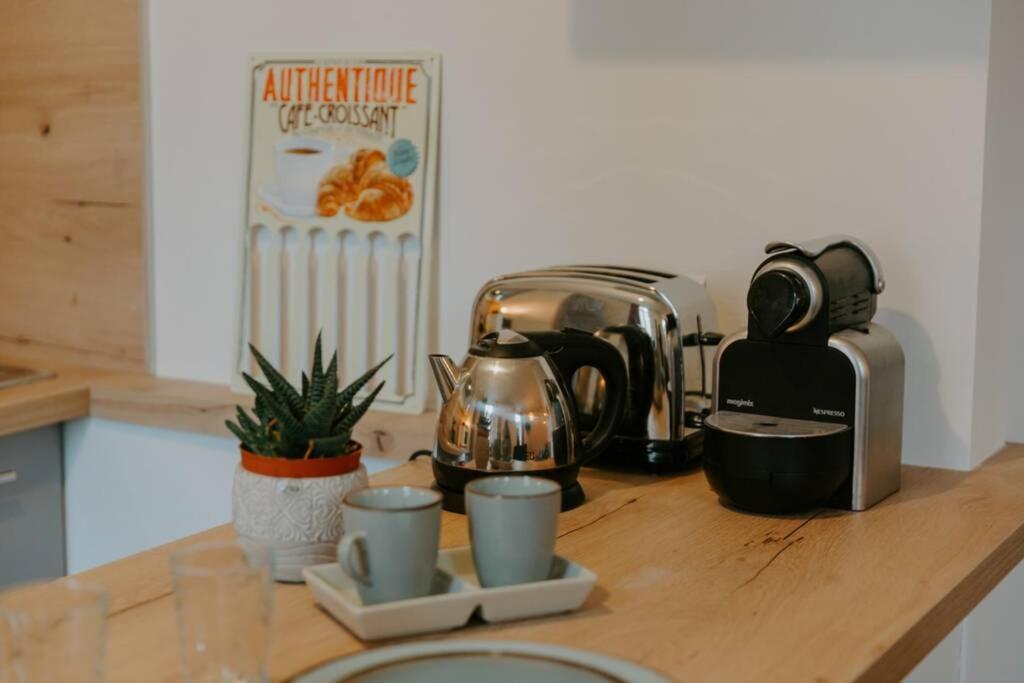 Les Berges Du Roubion Studio Cosy Et Moderne Montélimar Buitenkant foto